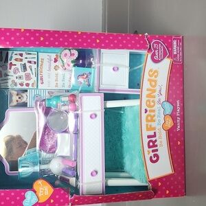 Girlfriends vanity playset New still in box​​​​​